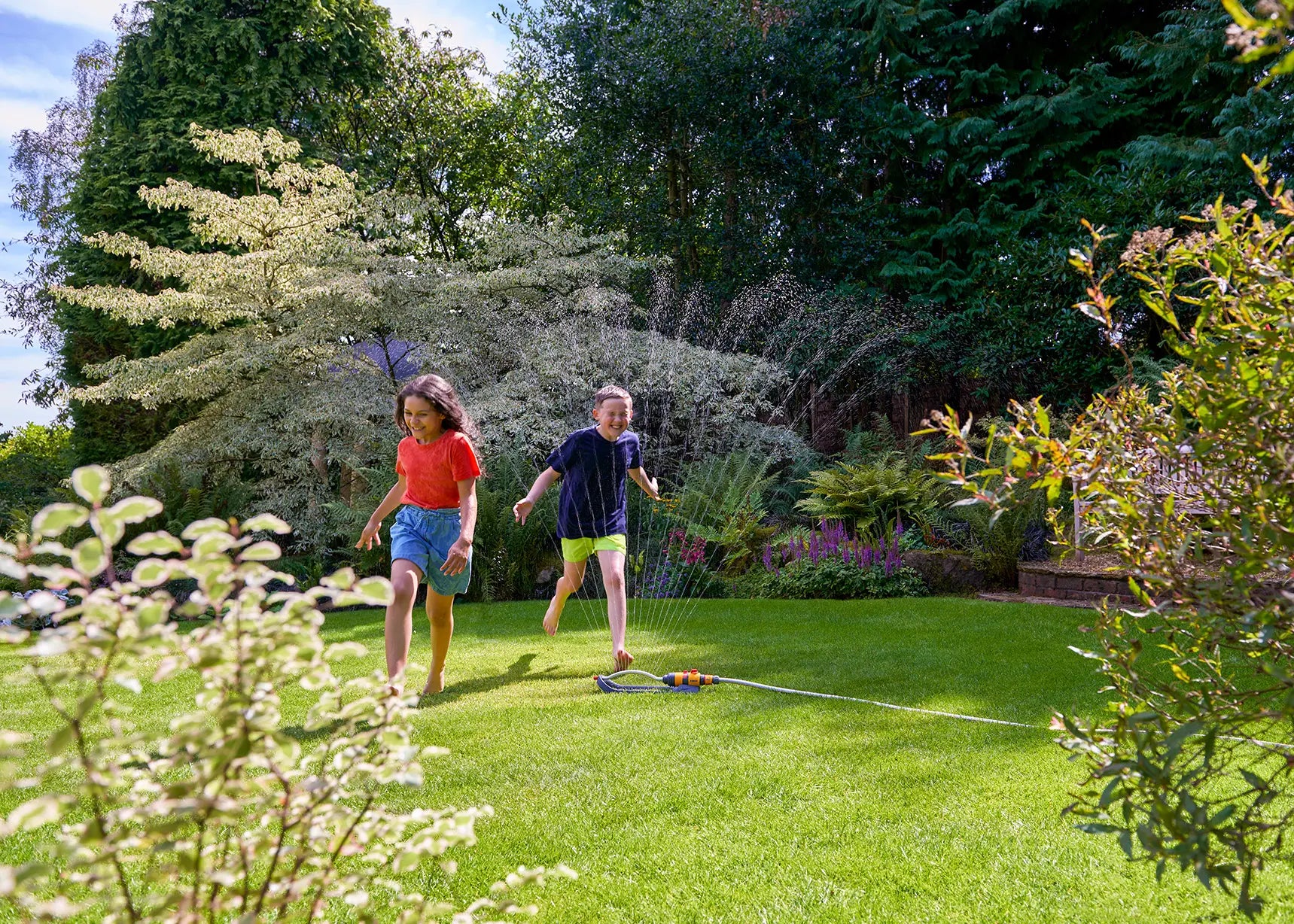 Hozelock 100-100-250 Rectangular Sprinkler Plus 220 M