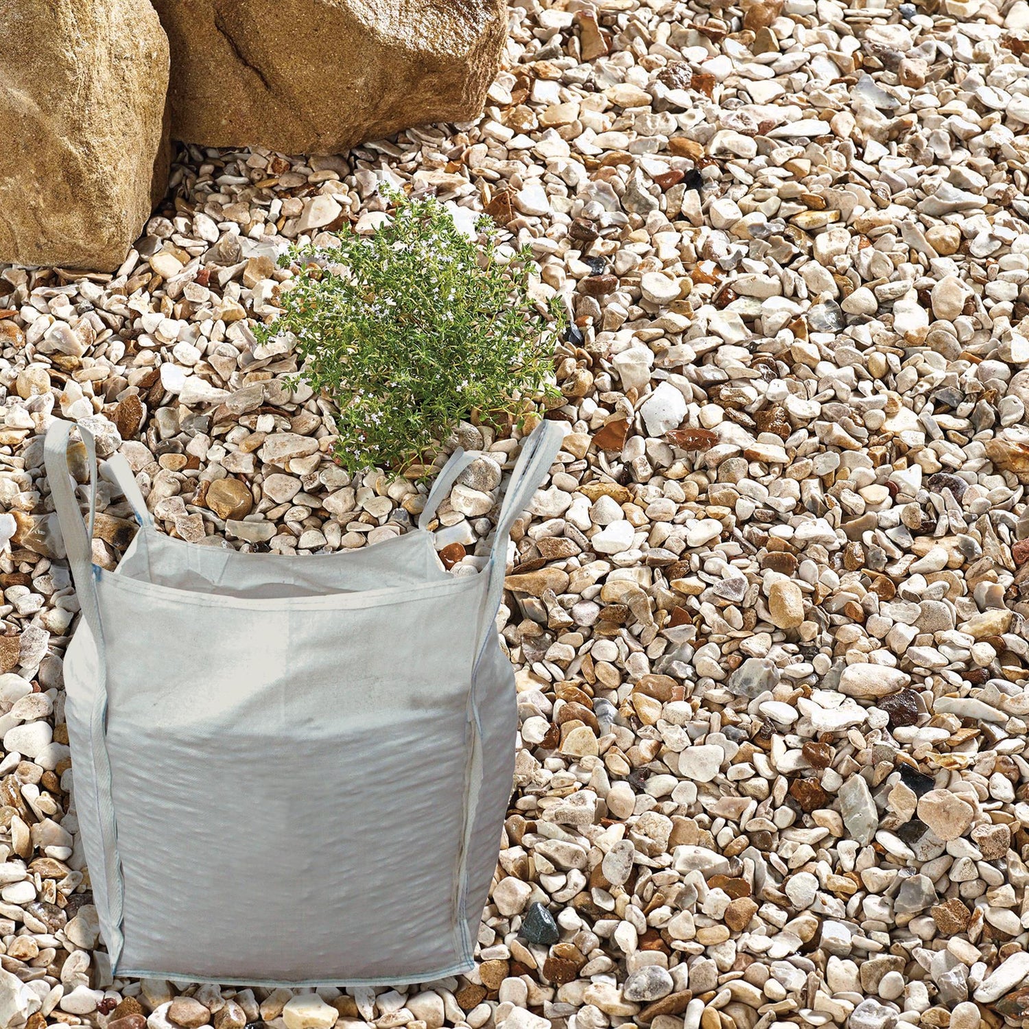 Kelkay 7038 Yorkshire Cream Chippings Bulk Bag